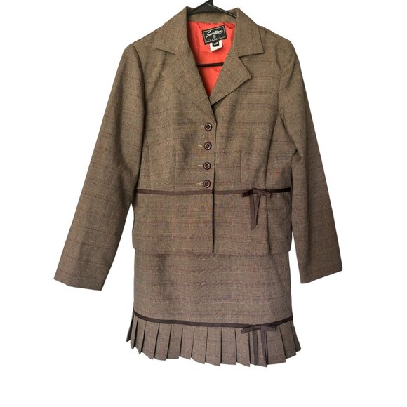 Sweet Suit Petite Women's Coffee Brown 2 Piece Skirt Set. - Picture 1 of 12